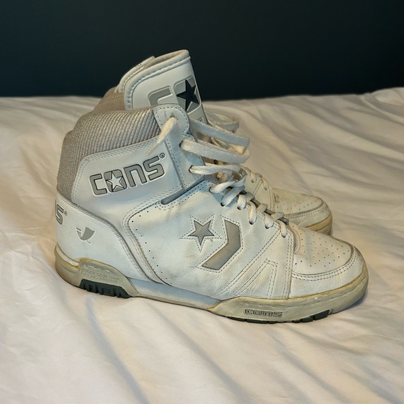 1980’s Converse CONS Vintage White & Grey High Top Leather Basketball Shoes 8.5 - Picture 1 of 16